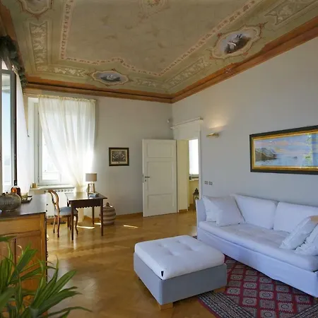 Apartament Palazzo Bedone Meina
